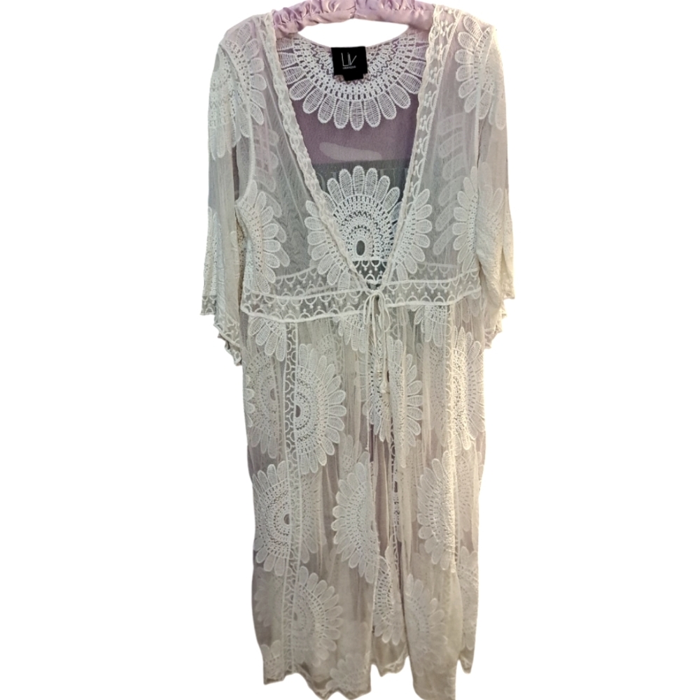 Liv Los Angeles White Crochet  Long Sheer Jacket. Tie Close. Super Flowey. S/M
